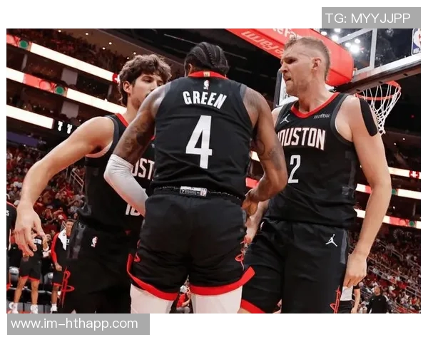 火箭神奇表现亚当斯出场542分钟助力球队总篮板净胜对手200个