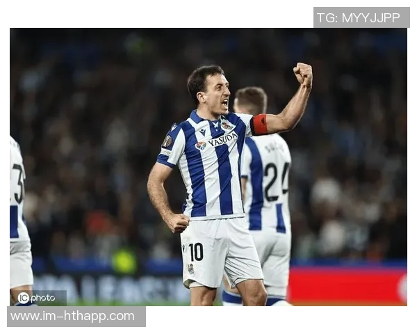 斯基拉透露拉斯帕多里加盟罗马在即拉齐奥关注皇社前锋奥亚萨瓦尔